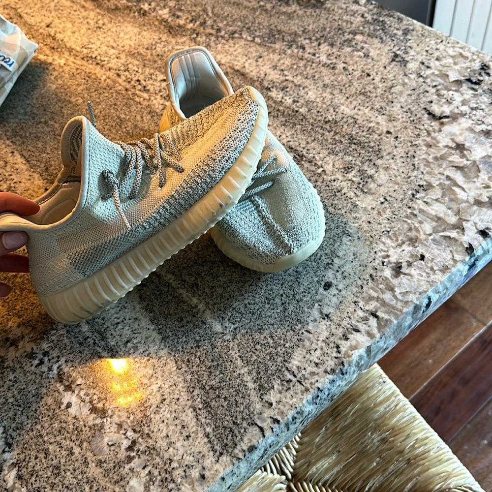 Yeezy 350 boost